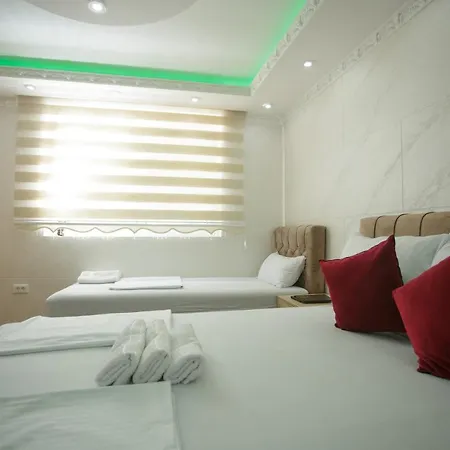 Motel B H B